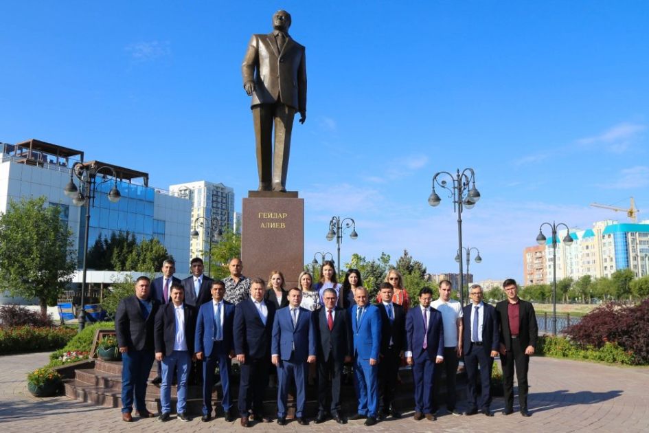 Azerbaijani delegation joins 9th Caspian Media Forum in Astrakhan [PHOTOS]