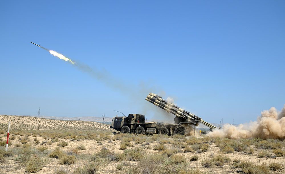 Combat shots carried out using the Smerch rocket launcher systems [PHOTOS/VIDEO]