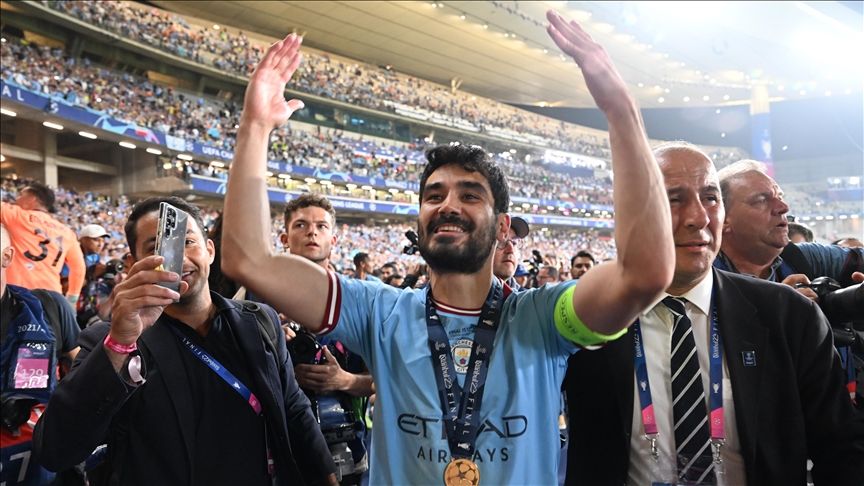 Ilkay Gundogan returns to Manchester City