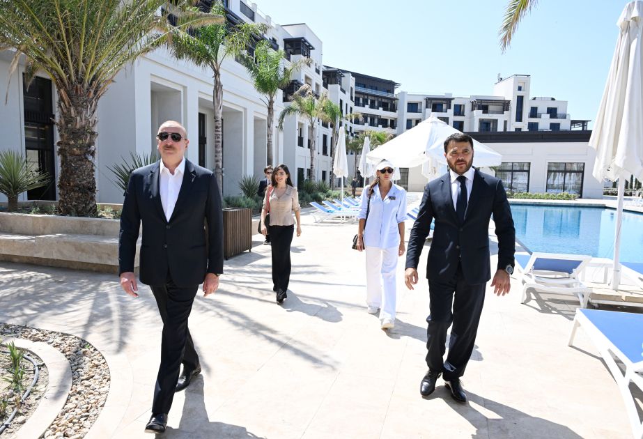 President Ilham Aliyev and First Lady Mehriban Aliyeva attended inauguration of LANDAU School and “The Grand” apart hotel at Sea Breeze Resort [PHOTOS]