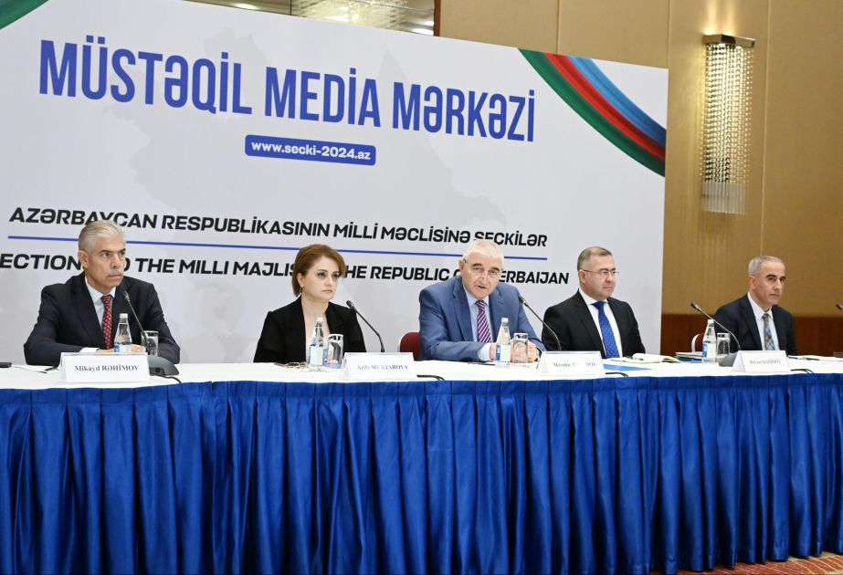 Press conference held in connection with extraordinary parliamentary elections