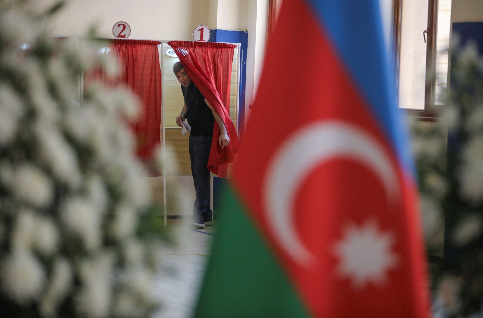 Azerbaijan's ruling party wins parliamentary elections, SRC says