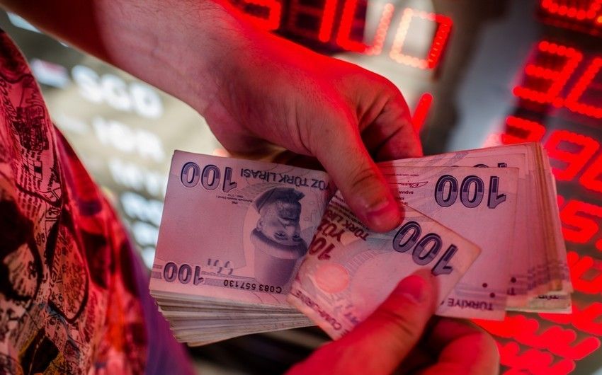 Inflation in Turkiye slowed to 52 percent  in August