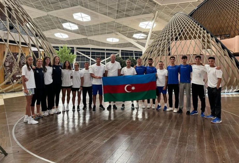 Azerbaijan's beach volleyball players to compete in open European championship