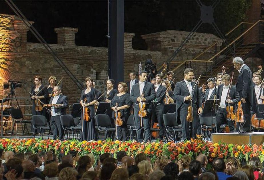 Azerbaijani musicians delight audience in classical music festival in Georgia