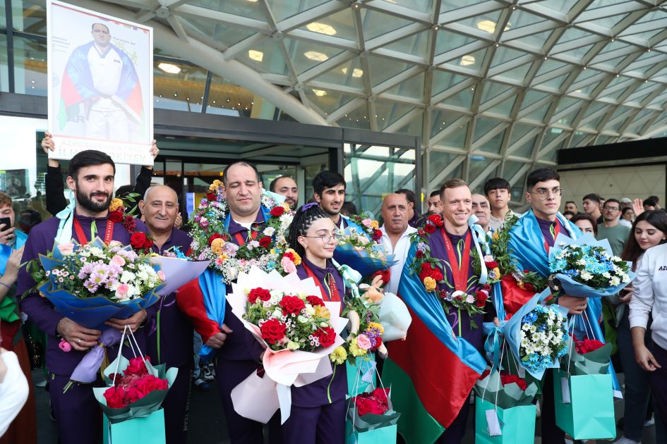 Azerbaijani paralympians return home from Paris 2024 [PHOTOS]