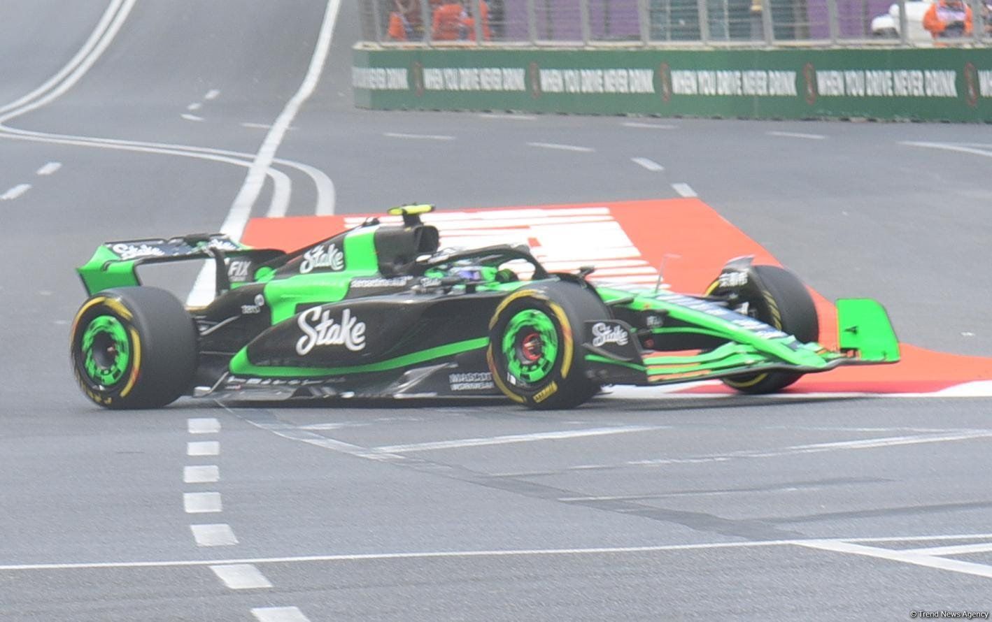 Formula 2 qualifying round starts in Baku