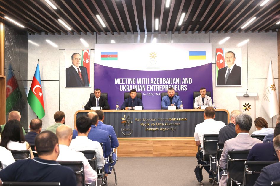 Azerbaijani, Ukrainian entrepreneurs explore business opportunities in B2B Meetings [PHOTOS]