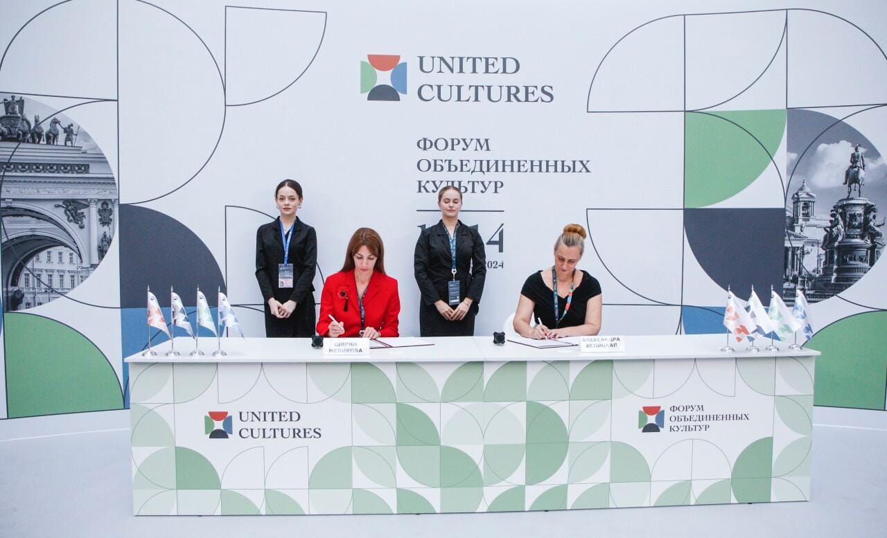 National Art Museum, Hermitage Museum sign MoU [PHOTOS]