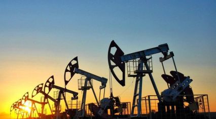 Azerbaijani oil price drops marginally