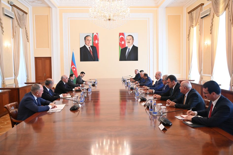 PM Asadov meets with President of Turkish Council of Higher Education [PHOTO]