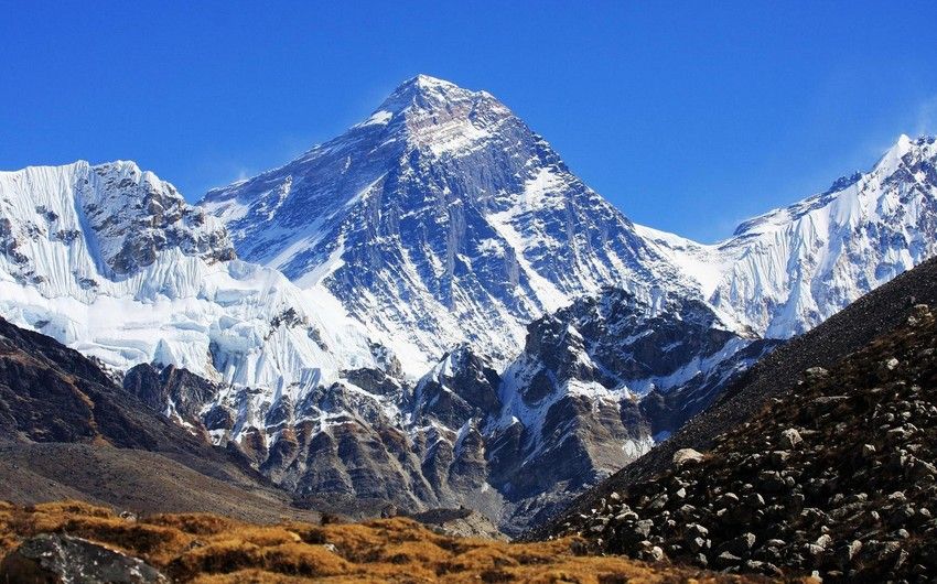 Scientists found that height of Mount Everest continues to increase