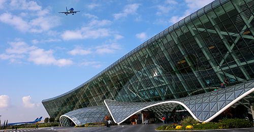 Baku Heydar Aliyev International Airport under intensive operation due to emergency landing request