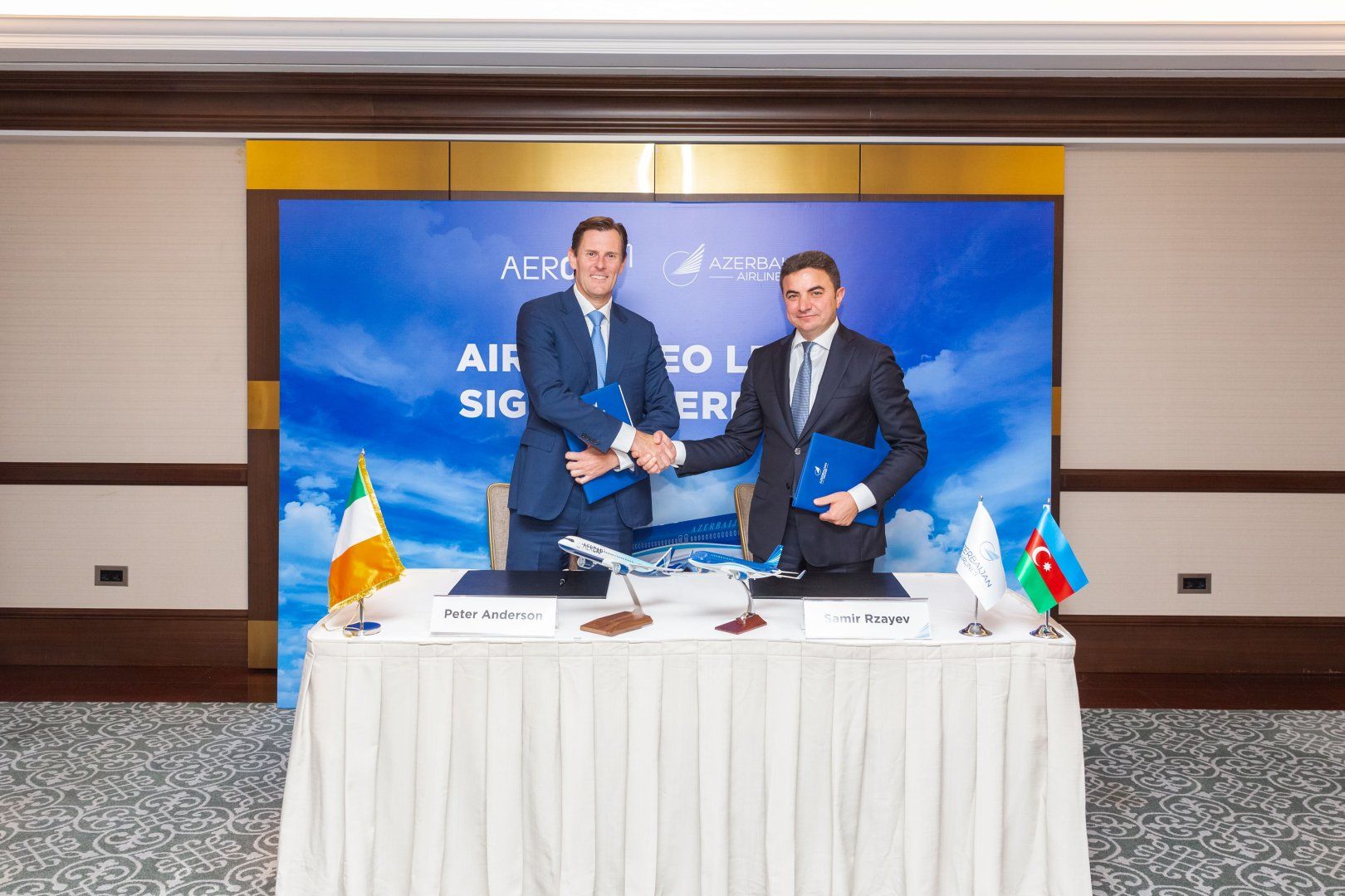 AZAL signs agreement to lease six new Airbus A320neo and A321neo from AerCap