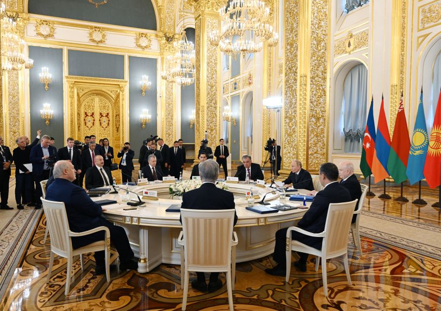 Azerbaijani President attends meeting of CIS Heads of State Council in Moscow [PHOTOS/VIDEO]