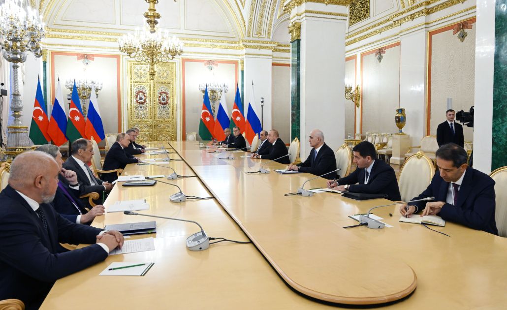 Meeting of Azerbaijani and Russian presidents commences in Moscow [PHOTOS/VIDEO]