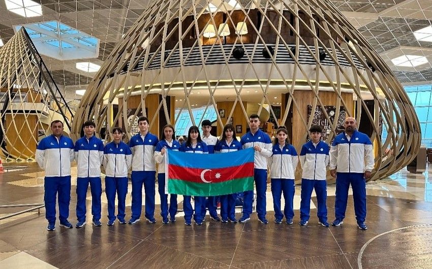 Azerbaijani table tennis players head to Dubai to participate in int'l tournament