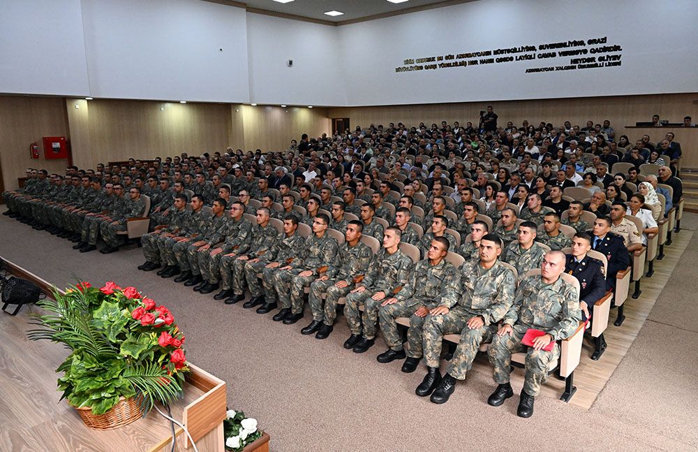 Azerbaijan Defence Ministry meets with personnel of new Intellectual Capabilities Units [PHOTOS]