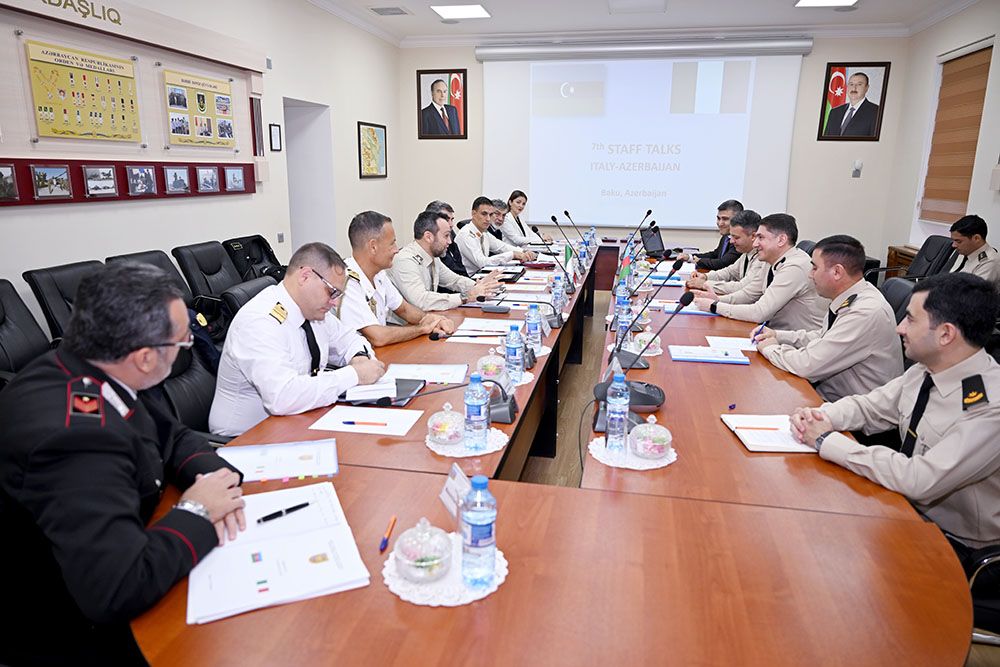 Azerbaijan, Italy strengthen military co-op through staff talks [PHOTOS]