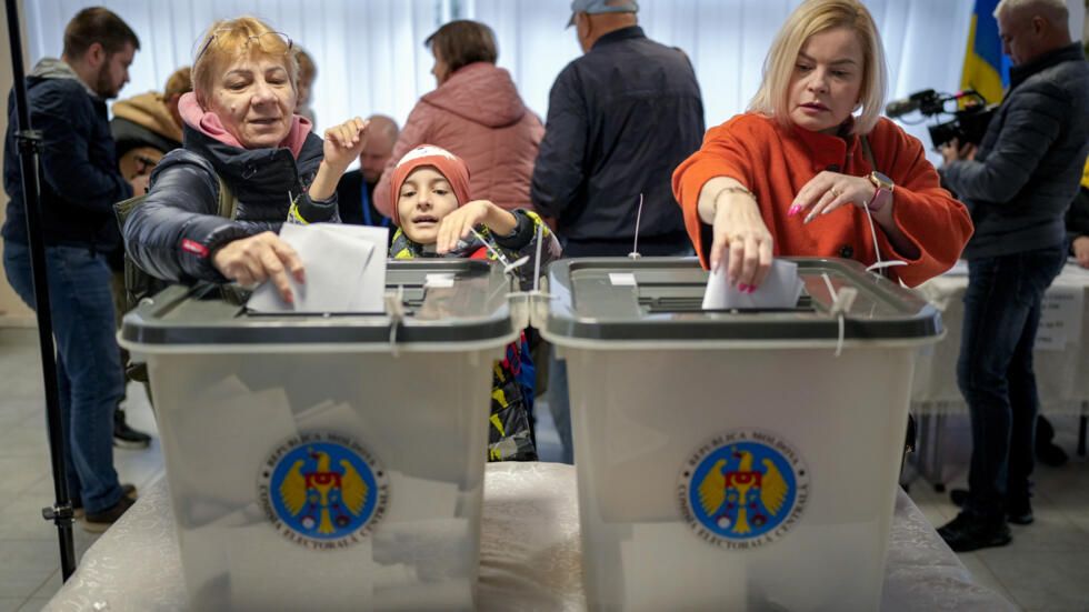 Elections in Moldova: Voter turnout higher than previous one