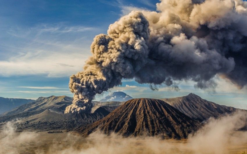 Ebeko volcano in Kuril Islands spewed ash to height of 1.8 km