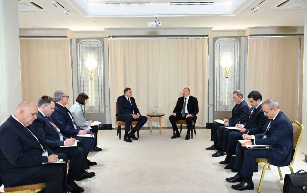 President Ilham Aliyev met with President of the Republic of Srpska of Bosnia and Herzegovina in Kazan [PHOTOS]