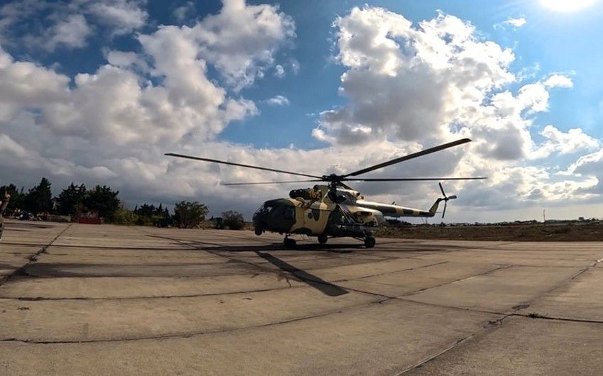 Azerbaijan Air Force conducts training flights for helicopter units [VIDEO]