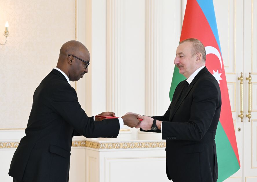 President Ilham Aliyev accepts credentials of new ambassador of Rwanda to Azerbaijan [PHOTOS]