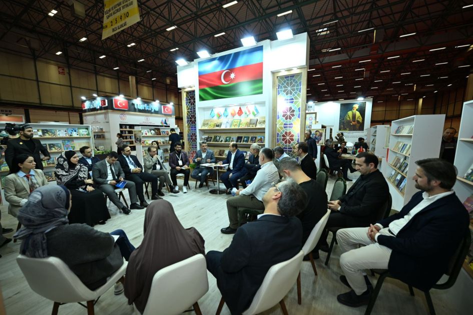 Azerbaijani literature promoted in Istanbul continues with various events [PHOTOS]