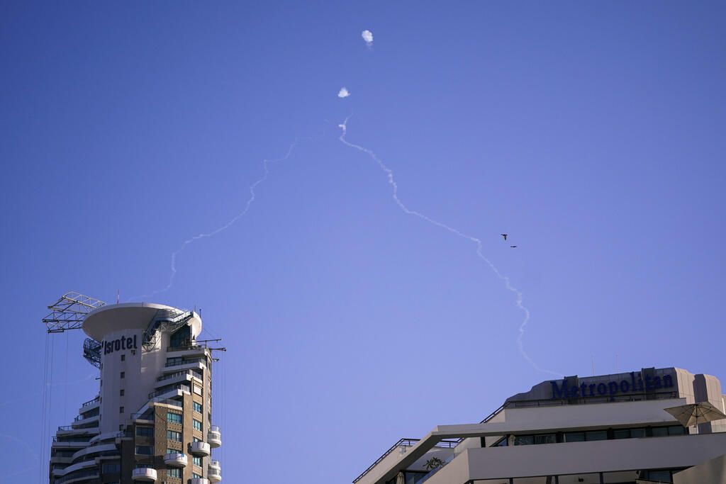 Sirens sound in Tel Aviv and throughout central Israel