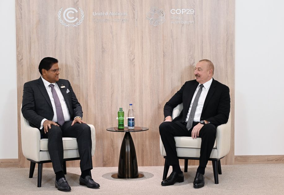 President Ilham Aliyev meets with President of Suriname [PHOTOS/VIDEO]