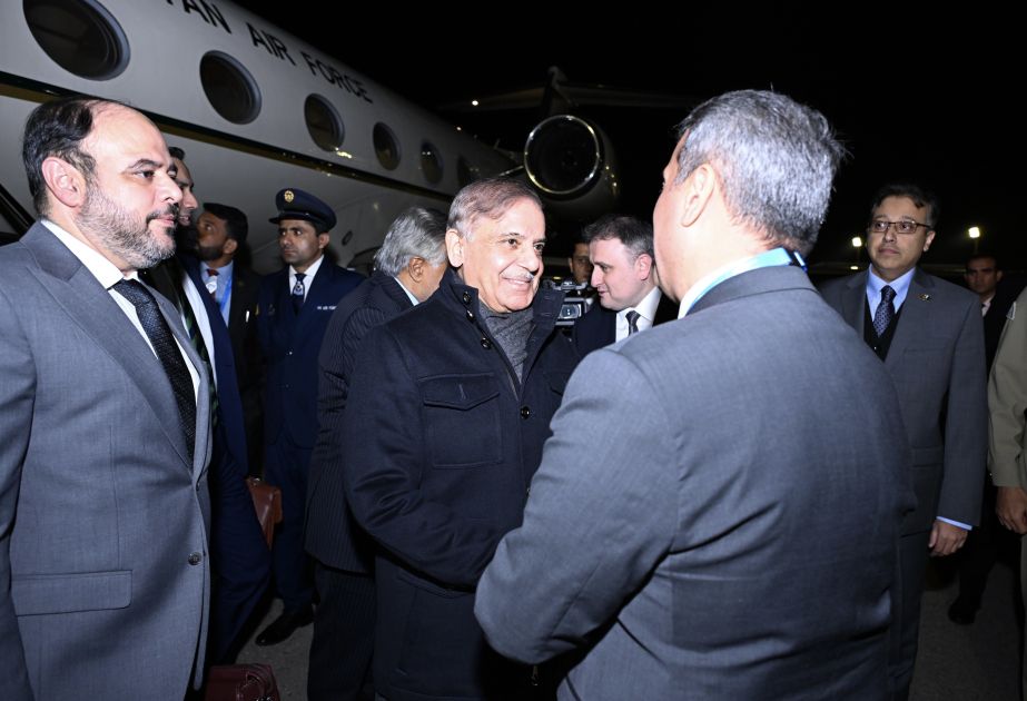 Pakistani Prime Minister arrives in Azerbaijan