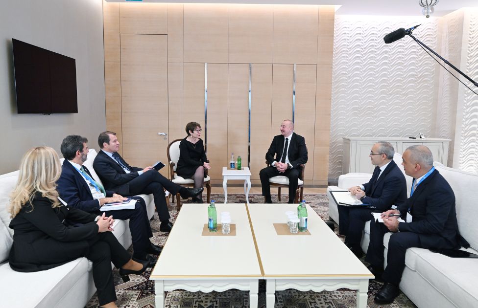 President Ilham Aliyev meets with EBRD President [PHOTOS]