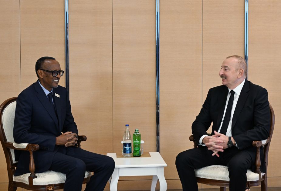 President Ilham Aliyev meets with President of Rwanda [PHOTOS]