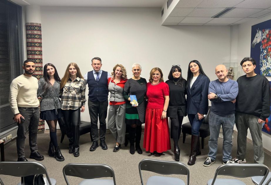 Azerbaijani House in Prague hosts poetry evening