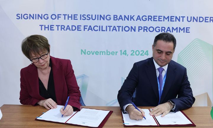 Azerbaijan, EBRD signs contract worth million