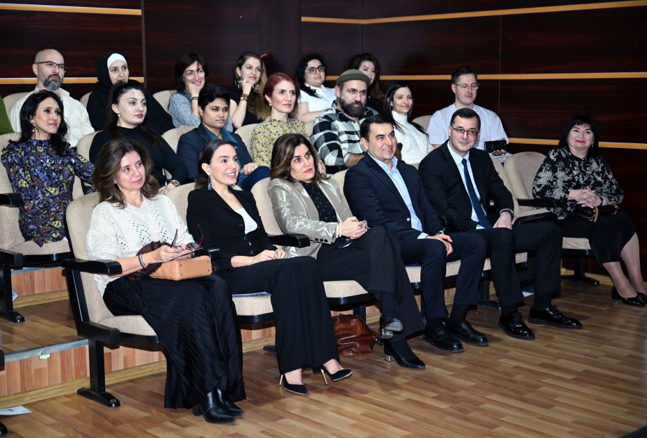 Heydar Aliyev Foundation VP,  Princess of Jordan, ICCROM Director-General watch play "Mangurt" [PHOTOS]