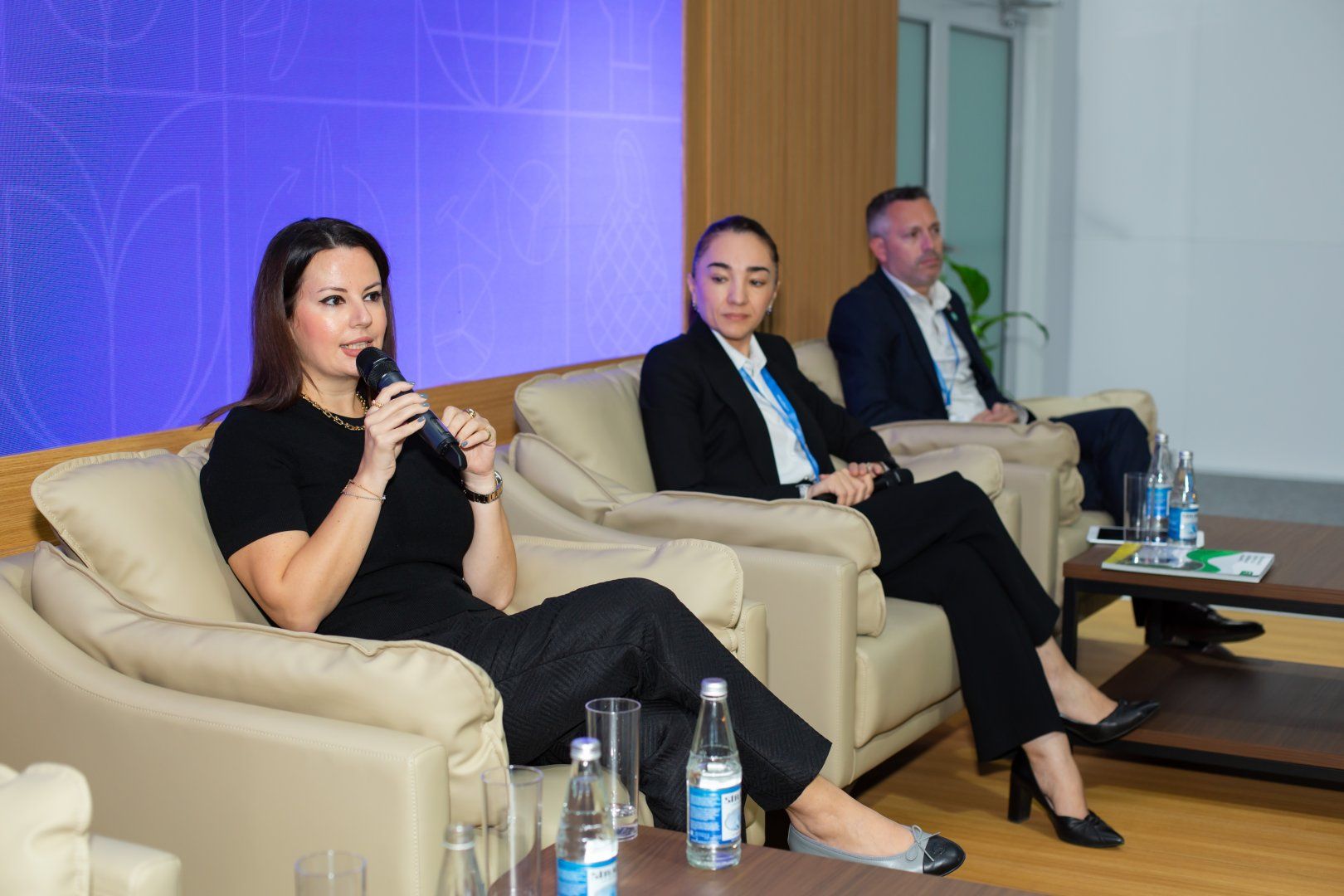 Azercell hosts panel discussion on "Role of Corporations in Driving Sustainability" [PHOTOS]