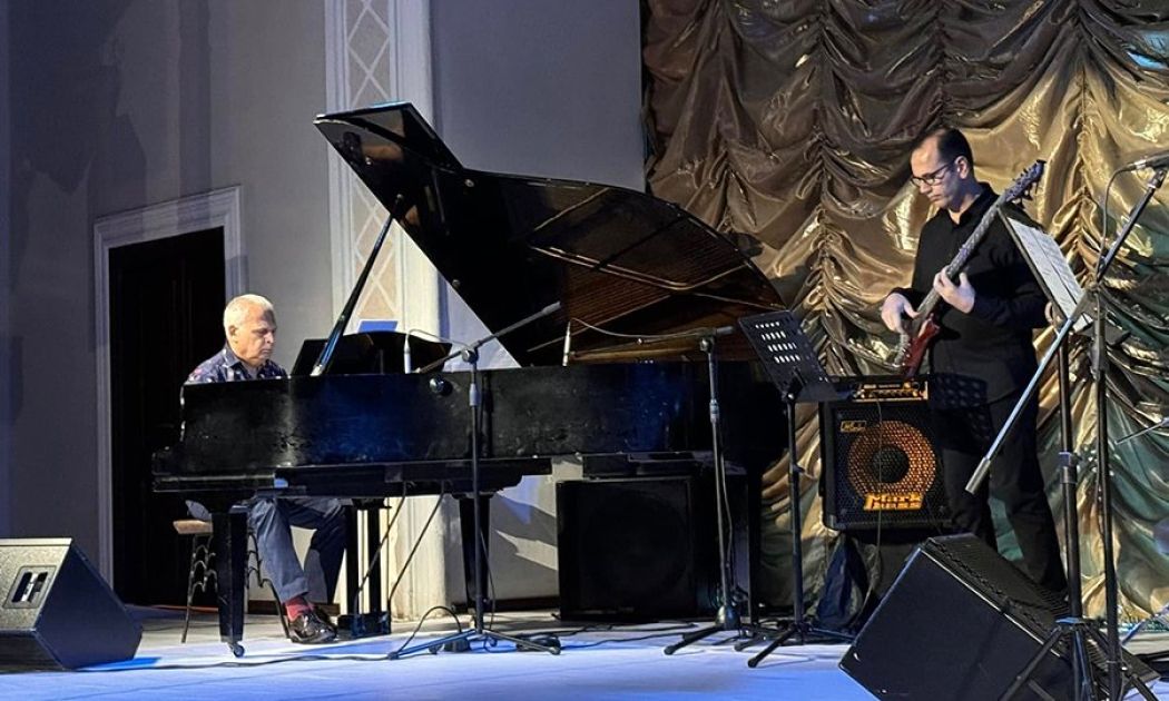 Folk songs in new jazz style thrill music lovers in Baku [PHOTOS]