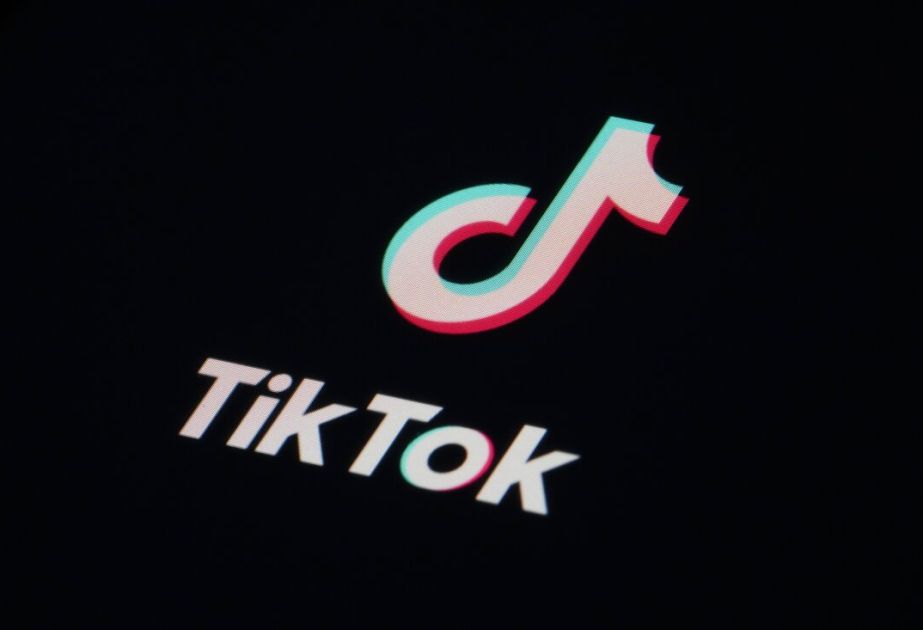 Tik Tok blocks beauty filters for teenagers due to mental health problems