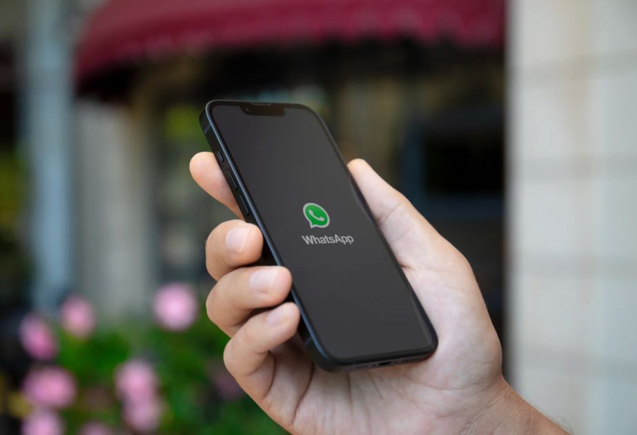 WhatsApp stops working on some iPhones from May 2025