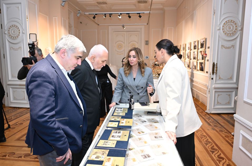 Stamps dedicated to Western Azerbaijan presented at National Art Museum [PHOTOS]