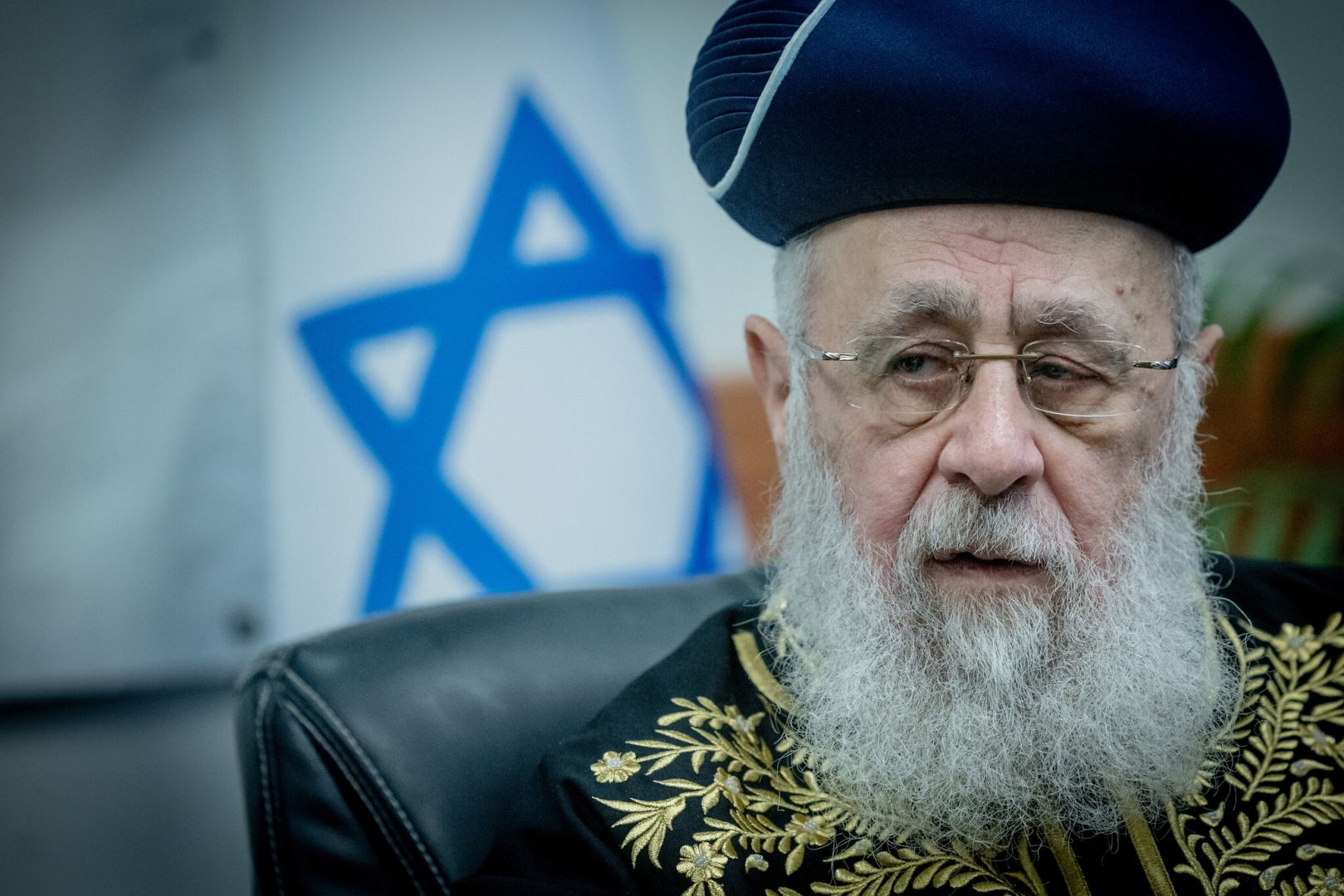 Israeli Rabbi Yitzhak Yosef calls on unemployed Israelis not to join army