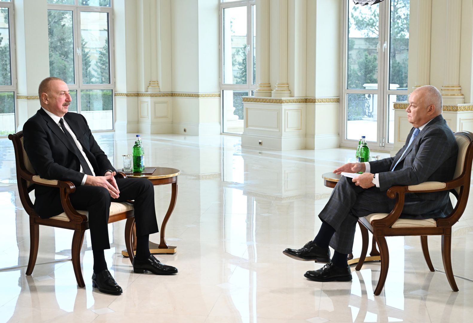 President Ilham Aliyev interviewed by Dmitry Kiselev, Director General of “Rossiya Segodnya” International News Agency [PHOTOS]