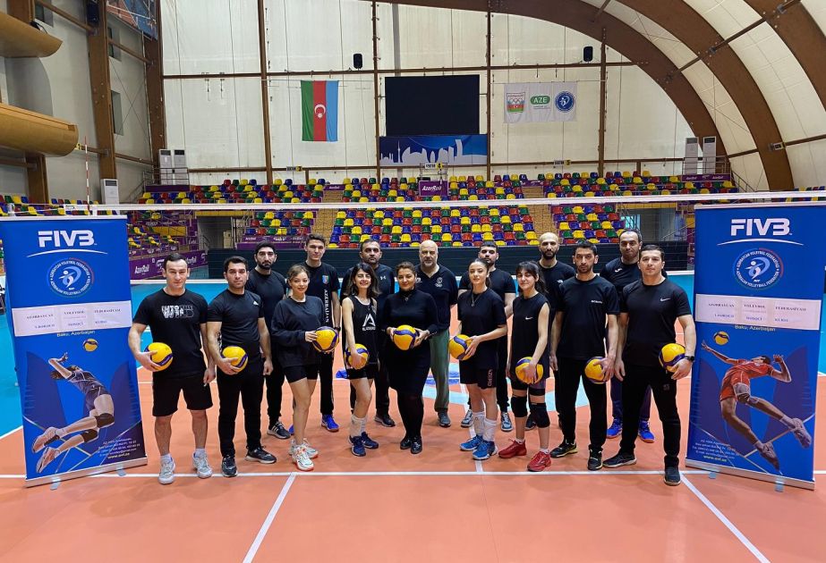 Azerbaijan Volleyball Federation holds course for coaches and instructors