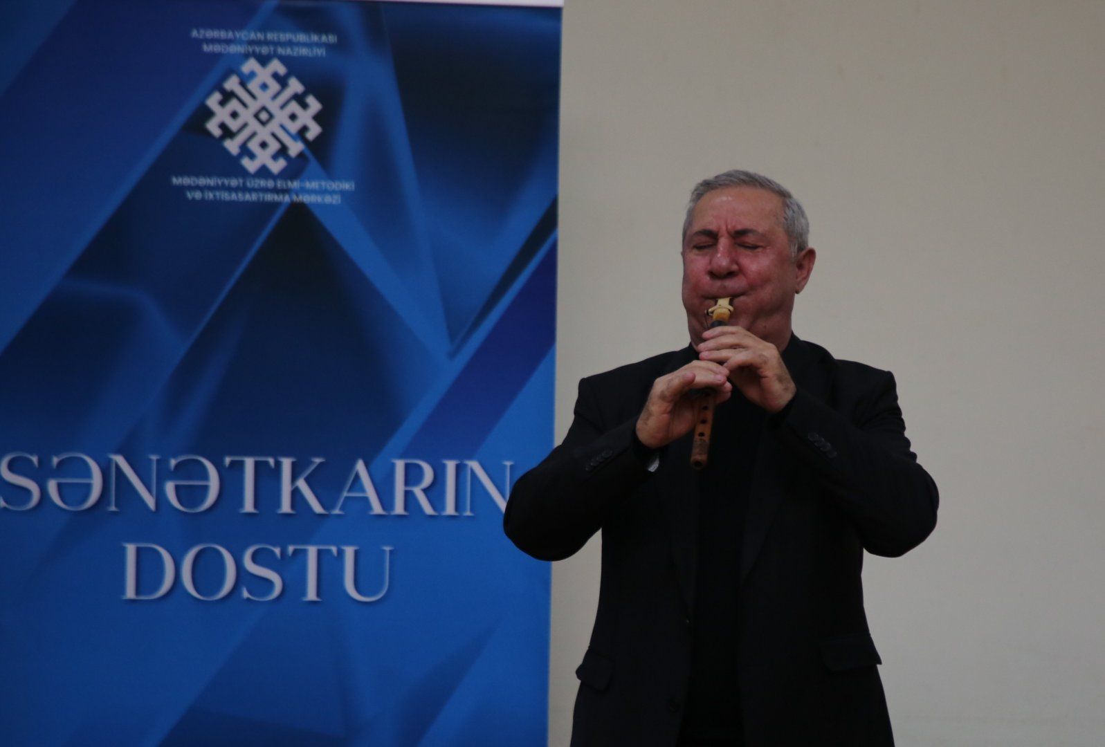 Renowned balaban performer holds meeting in Baku [PHOTOS]