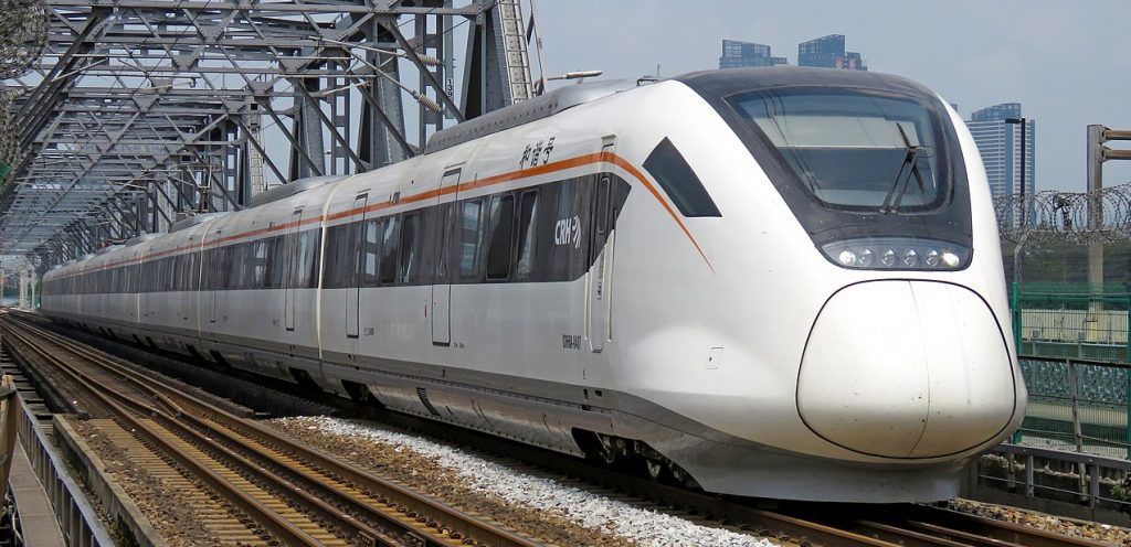 China's operating high-speed railway to hit 60,000 km by 2030