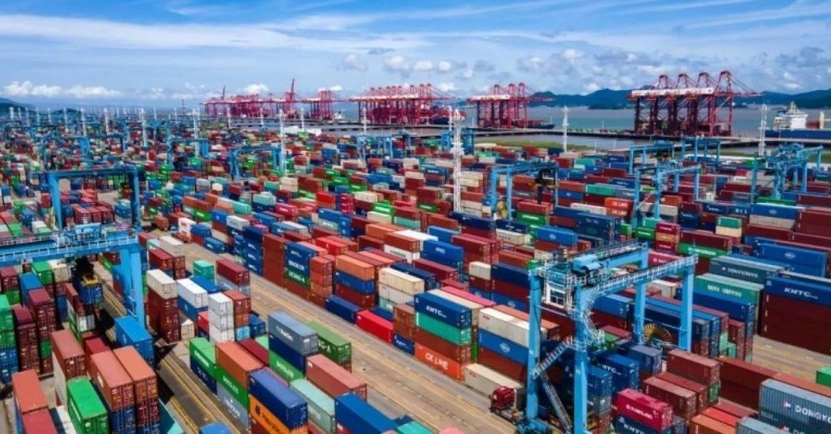 Cargo throughput of China's Ningbo-Zhoushan port ranks top globally in 2024