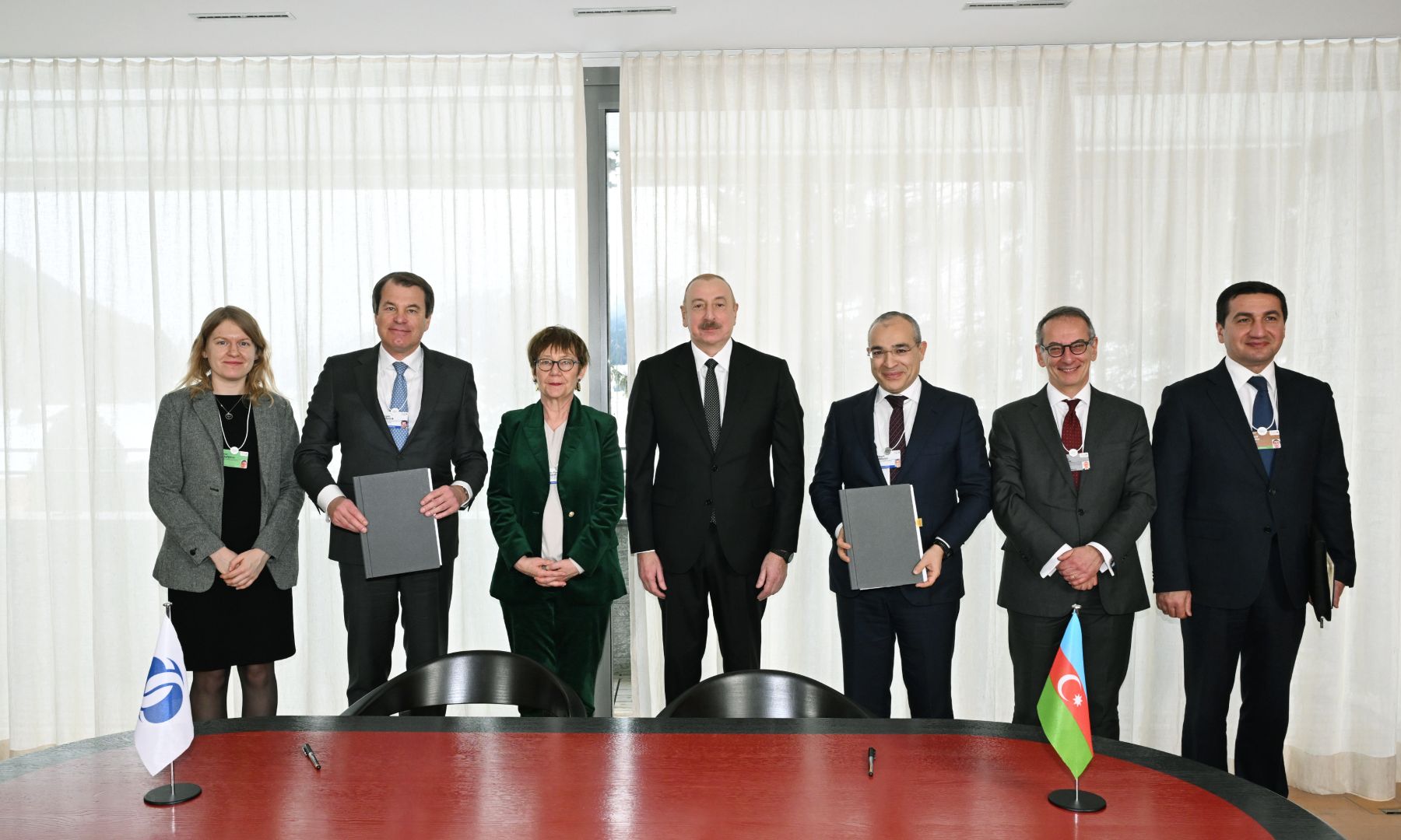 President Ilham Aliyev meets with EBRD President in Davos [PHOTOS/VIDEO]