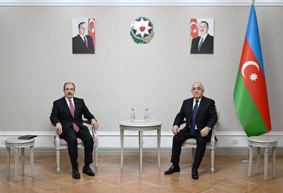 Azerbaijan's Prime Minister meets with outgoing Turkish ambassador